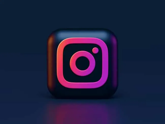 3D Instagram logo
